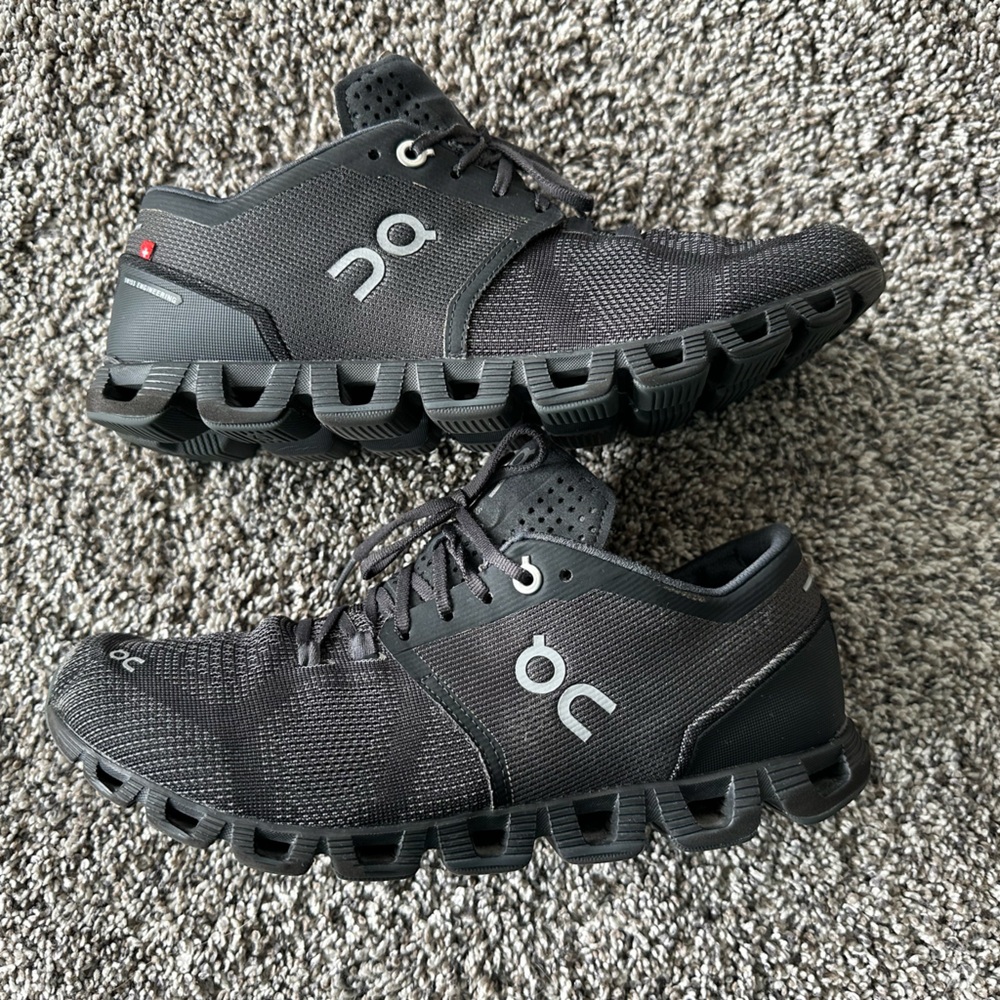 Women’s On Cloud/On Running Shoes - Indoors Only